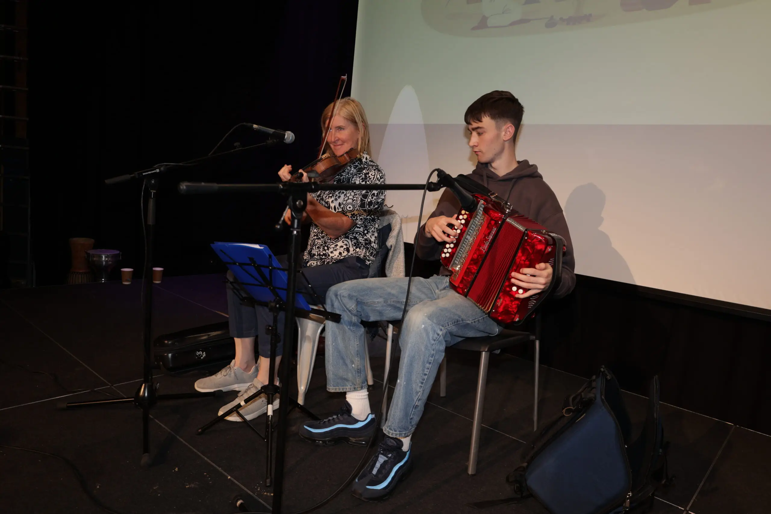 Cross-Cultural Céili in Cultúrlann - NWMF (78)