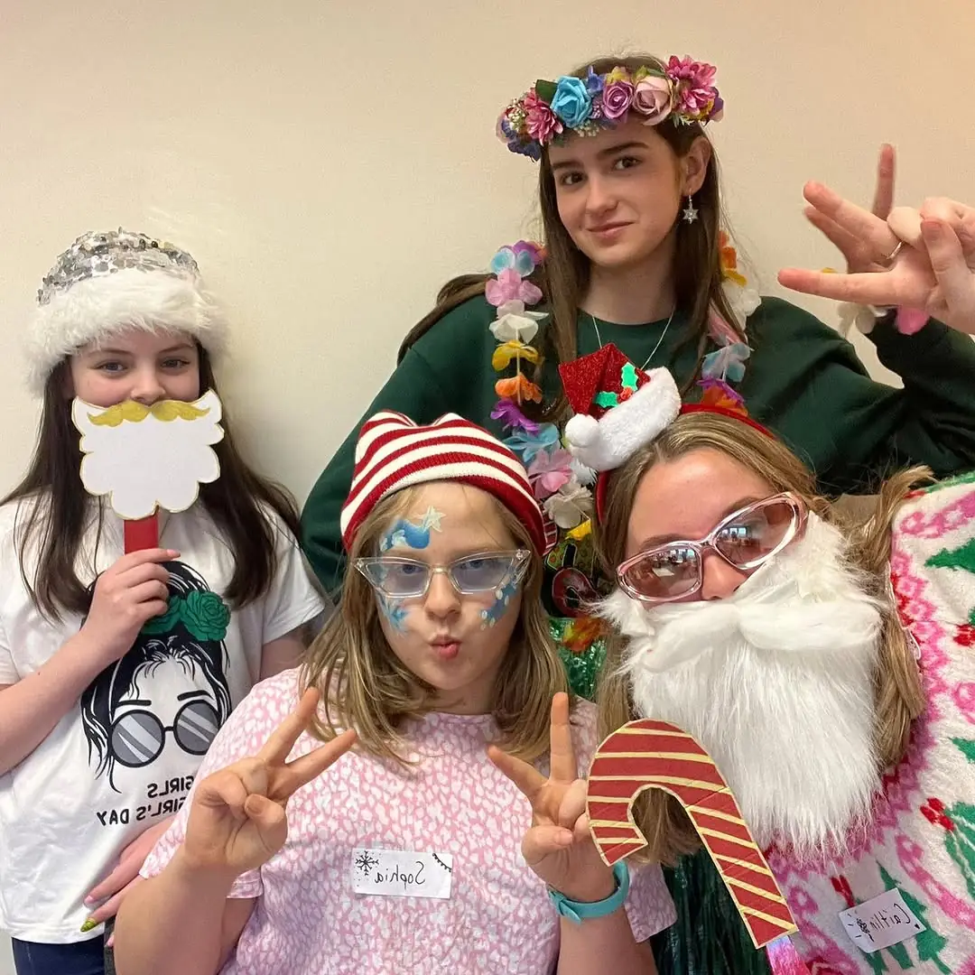 Youth Group Christmas party-NWMF (7)