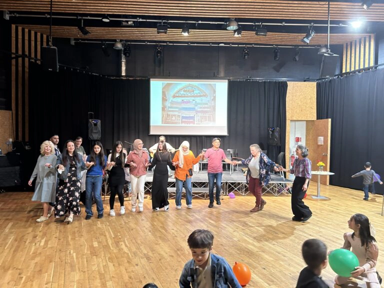 Kurdish Ceili night in Cultúrlann Uí Chanáin (1)