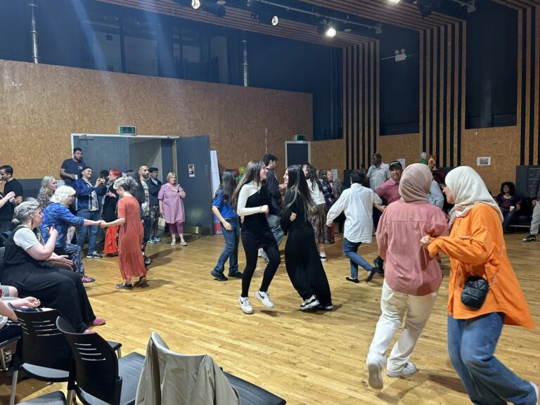 Kurdish Ceili night in Cultúrlann Uí Chanáin (8)