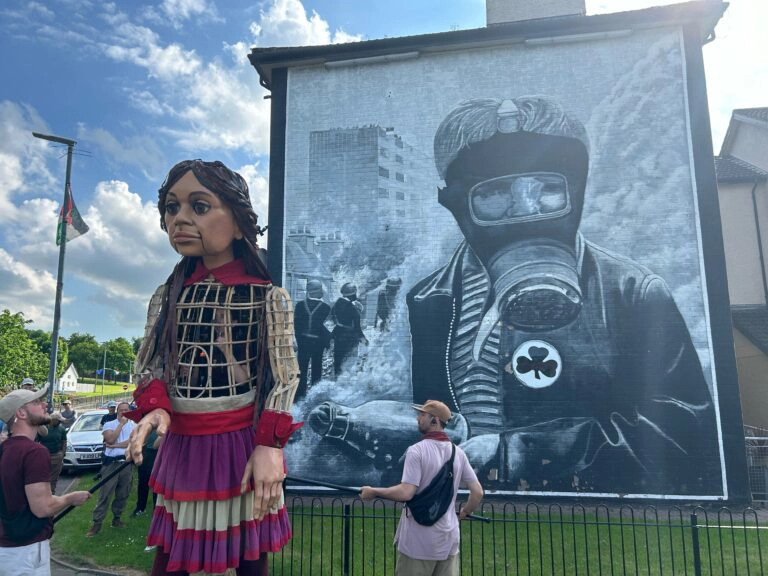 Little Amal visits Derry (20_05_24) - North West Migrants Forum (7)